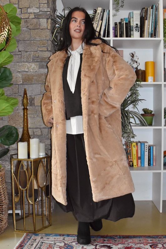Mara Luxury Faux Fur Long Coat Camel 